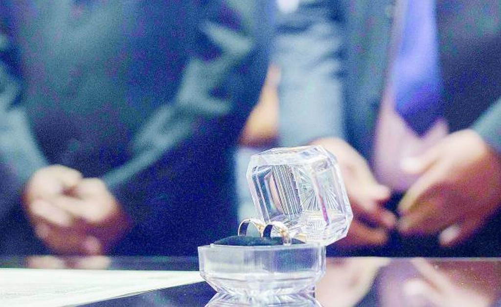 Pide CNDH reconocer los matrimonios de parejas del mismo sexo