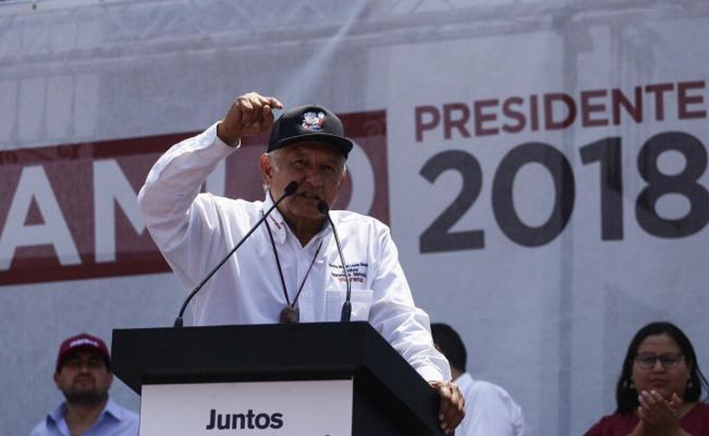 AMLO defiende aspiración de ex lideresa de policía comunitaria