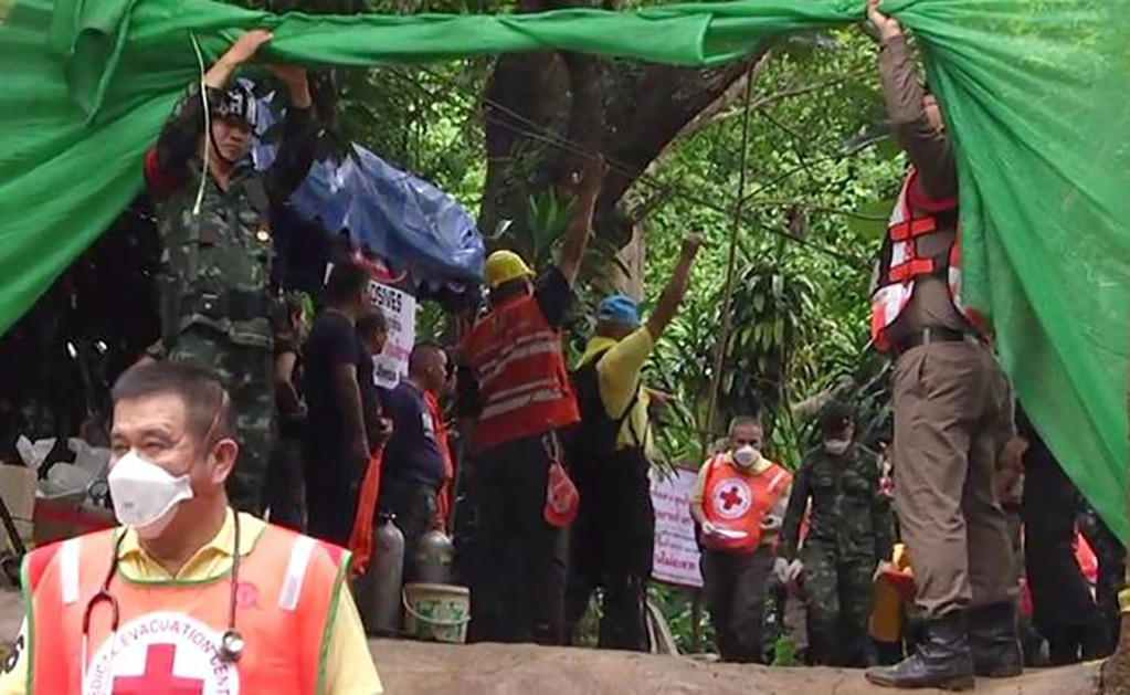 Un quinto niño es rescatado de cueva en Tailandia