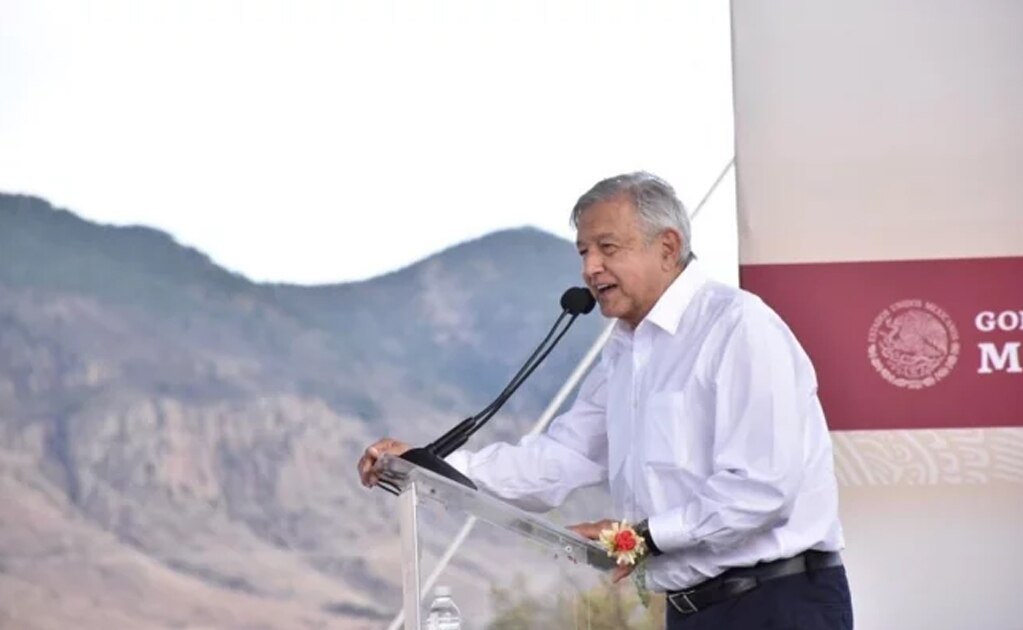AMLO encabeza el 107 Aniversario de la Marcha de la Lealtad