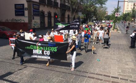 Realizan en SLP marcha del silencio contra AMLO