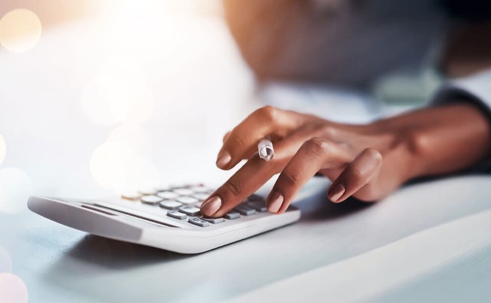 Antes de iniciar una solicitud, conviene revisar el comportamiento reciente de tus cuentas. Foto: iStock