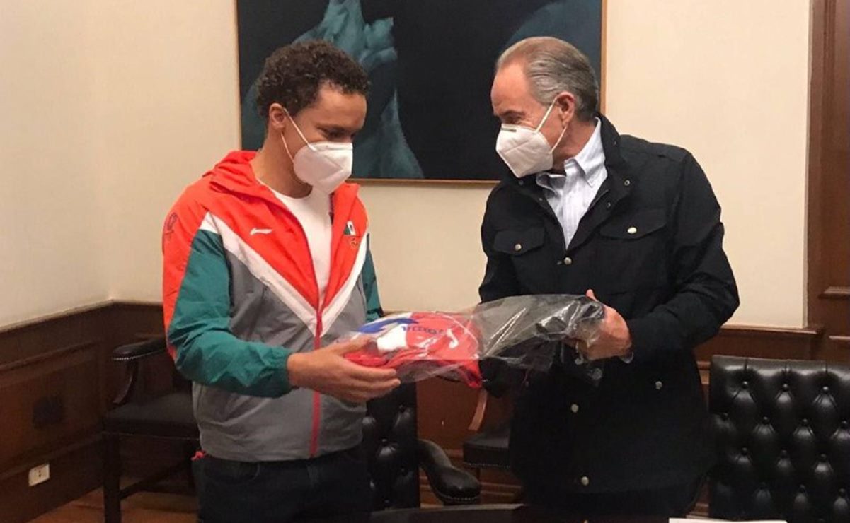 Gobernador recibe a Daniel Delgadillo, potosino que representará a México en Tokio 2020 