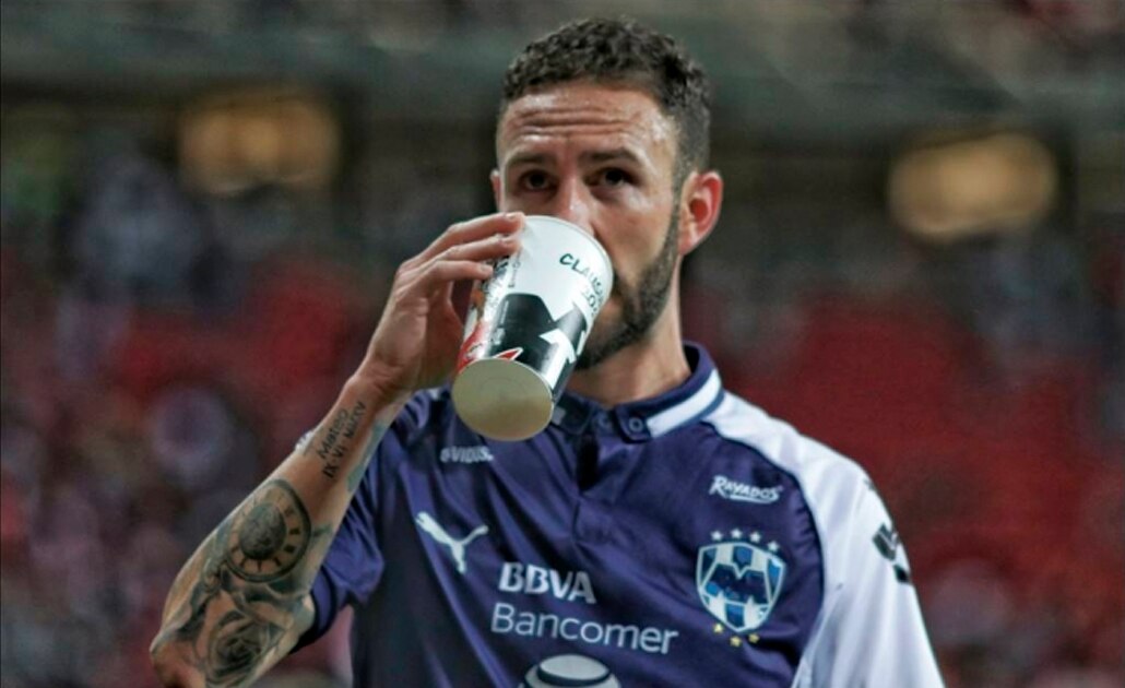 Yo no jugaría con Chivas: Miguel Layún