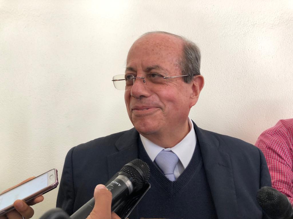 Falta de personal habría motivado salida de Mayorga Delgado de la UEC