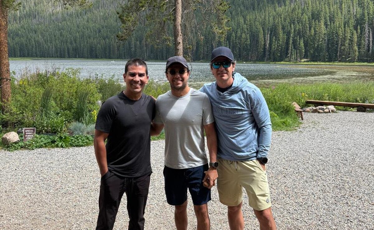 Juan Carlos Valladares y Checo Pérez. Foto: Redes sociales