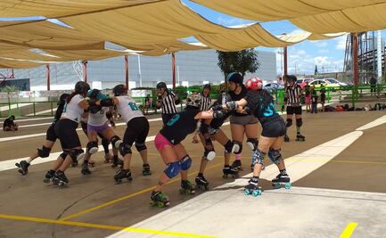 Roller Derby, el "agresivo deporte" que se hace popular entre las potosinas