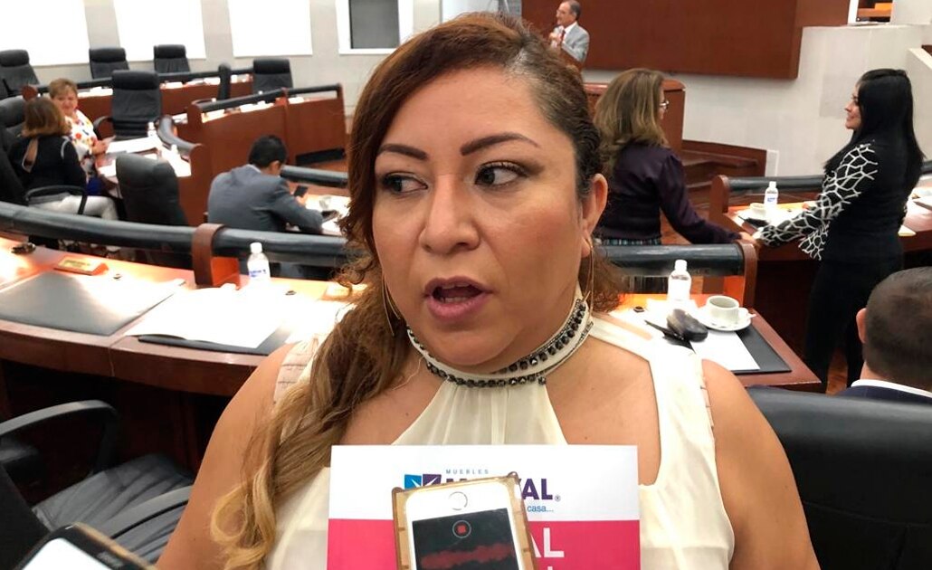 Que Uber se legalice o se vaya de SLP: diputada