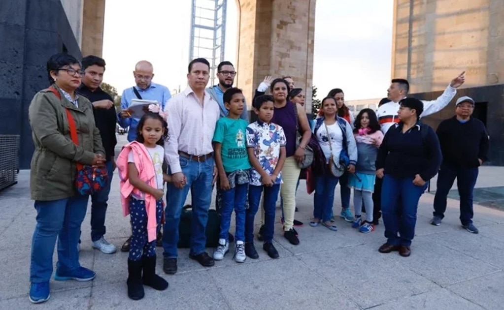 Padres de niños con cáncer amagan con cerrar aeropuertos por falta de medicamentos