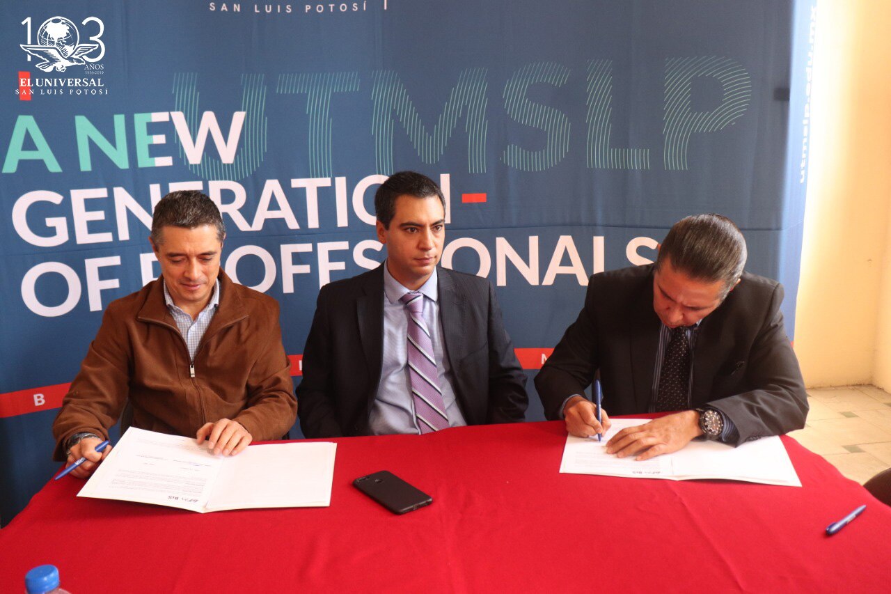 Signa convenio UTMSLP para transportar a sus alumnos a Ciudad Satélite