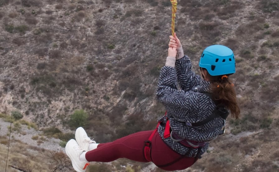 Tirolesa en Cerro San Pedro. Así es la nueva atracción de aventura cerca de la capital de SLP