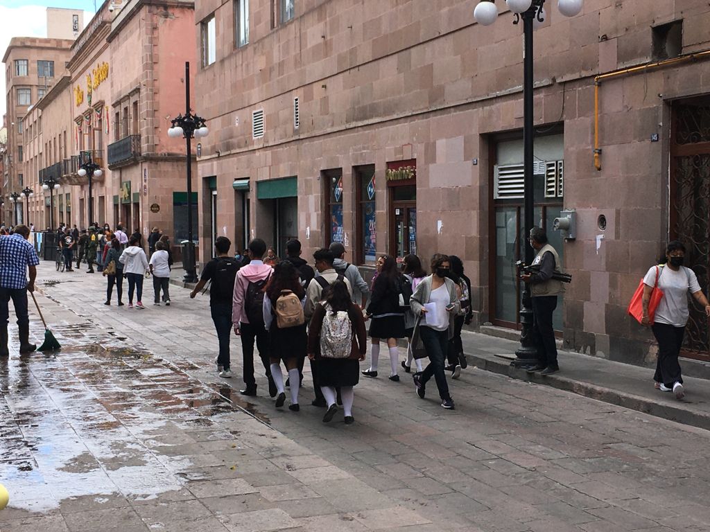 En última semana se registraron 43 casos de Covid-19 en escuelas de SLP 
