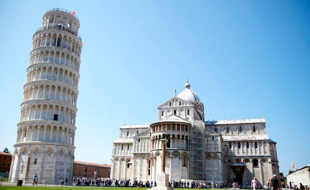 La Torre de Pisa se endereza