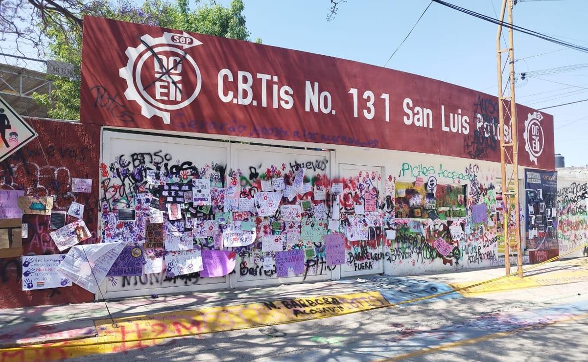 Acusan estudiantes acoso sexual por parte de docentes en CBTIS 131 de SLP