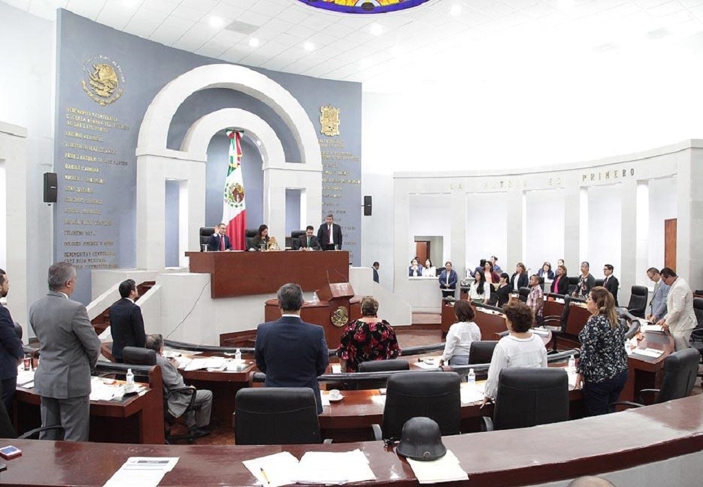 Con muchas dudas, legisladores presentan declaración patrimonial