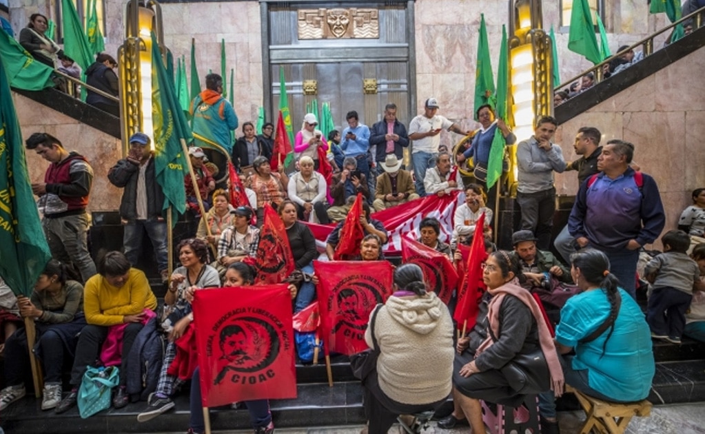 La UNTA se volverá a manifestar en Bellas Artes contra pintura de Zapata