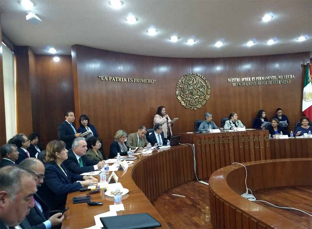 Afirma SEGE que adeudo con maestros bajó un 46 por ciento