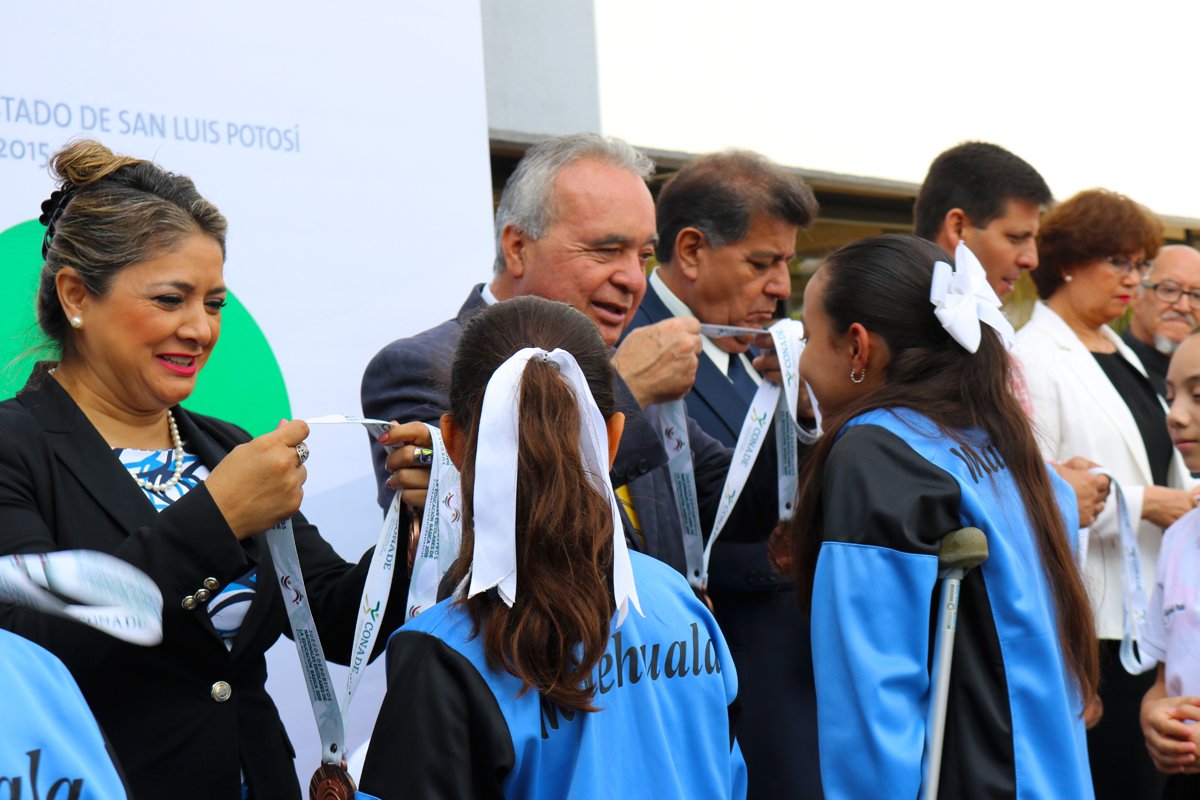 SEGE reconoce a atletas potosinos ganadores de medallas