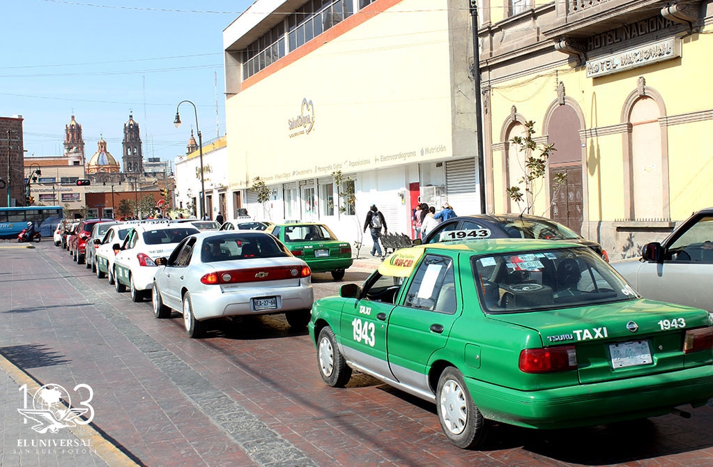 Serían dos las propuestas para reducir costo de licencia de conducir