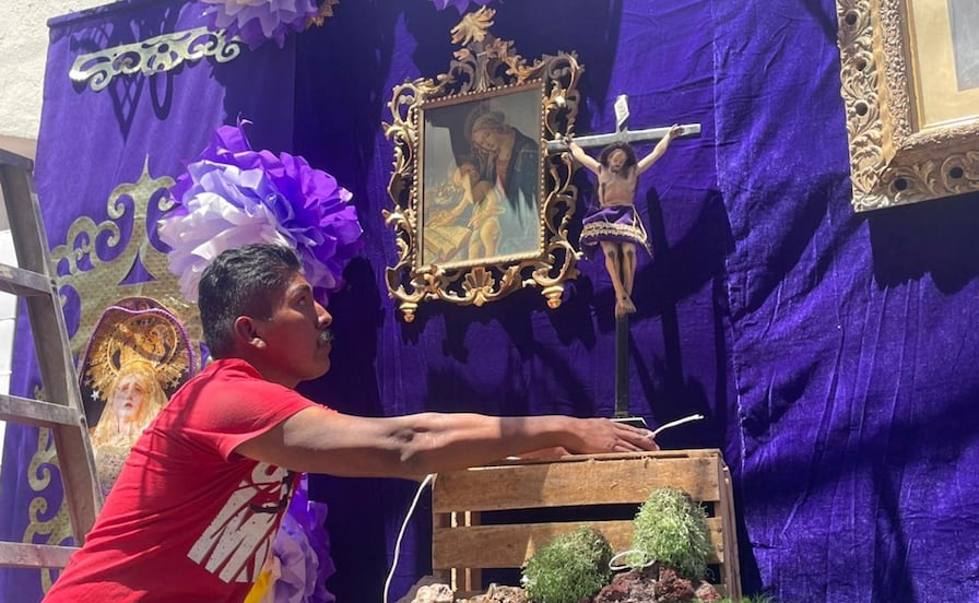 Llegan los altares de Dolores al callejón del Buche de SLP, donde la fe trasciende generaciones