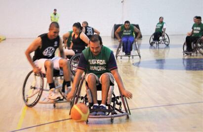 Selección de Basquetbol de Silla sobre Ruedas se enfrentó a Cadetes de la Policía Federal
