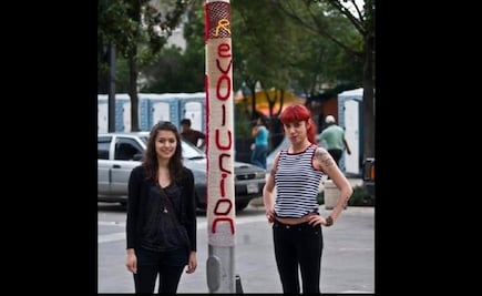  Mujeres utilizan el graffiti tejido como expresión de lucha