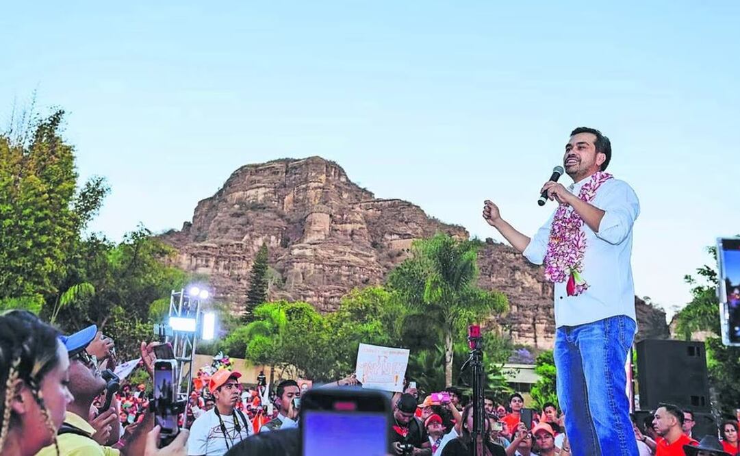 En Tepoztlán, Morelos, lamentó que el país se encuentre sumergido en la delincuencia e impunidad. Foto Especial