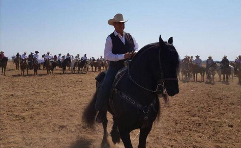 "El Bronco" alista demanda contra el INE porque "jode y jode" su candidatura