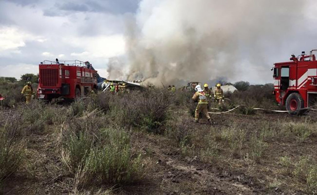 Sobrevivientes de accidente de avión en Durango salieron por su propio pie