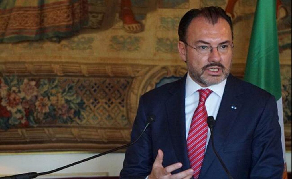 Inaceptable, condicionar renegociación del TLCAN a acciones migratorias: Videgaray