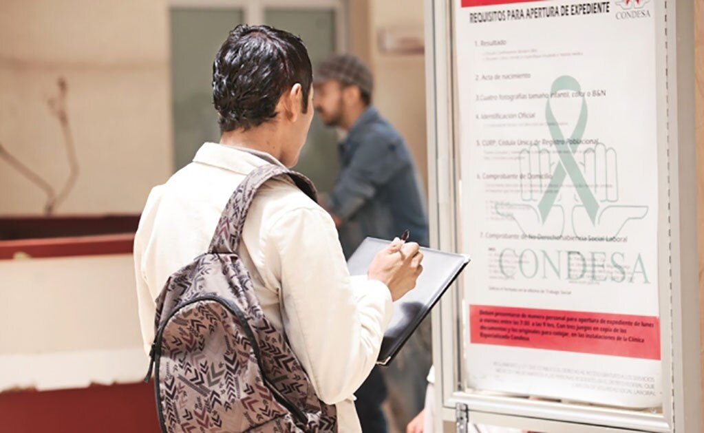 Medicamentos previenen transmisión sexual de VIH en hombres, revela estudio