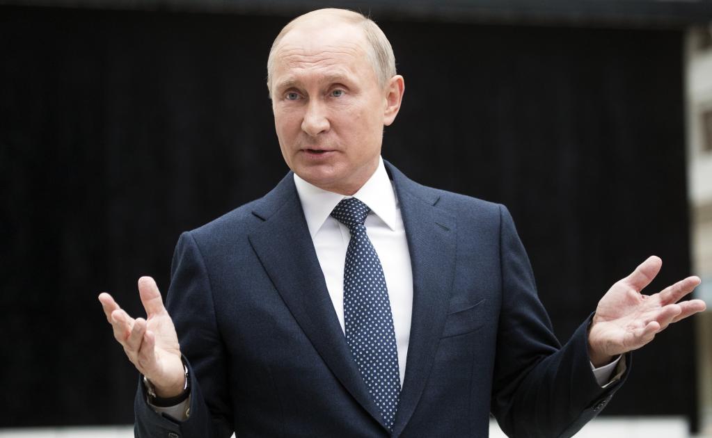 Putin alaba a Trump y confirma que quiere una cumbre bilateral