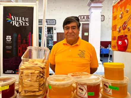 Los colores de la miel de Villa de Reyes, tan diversos como las flores en SLP