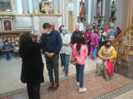 Potosinos celebran Miércoles de Ceniza; pide Iglesia abstinencia para donar a los más pobres