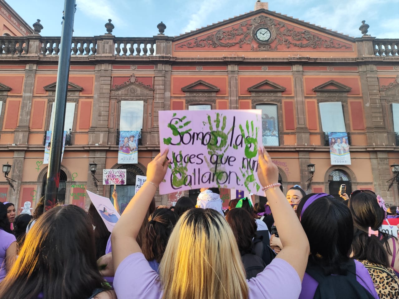 FOTOS y VIDEOS: Así se vivió la marcha por el 8M en San Luis Potosí