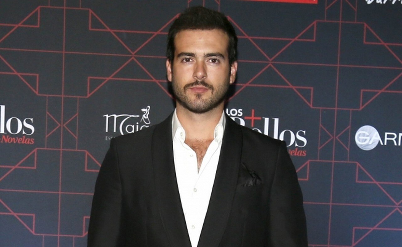 Tachan de "asesino" a Pablo Lyle en Wikipedia