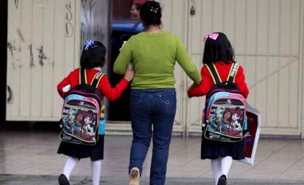 Regresan de vacaciones 930 mil alumnos, reporta SEGE