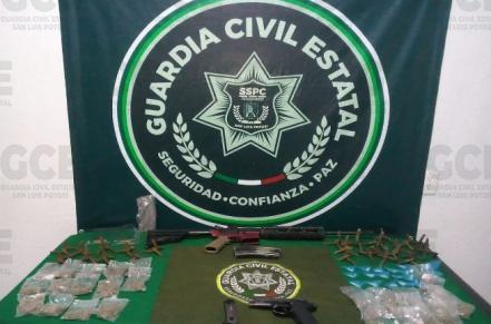 Tras enfrentamiento armado rescatan a 14 migrantes cubanos en Ciudad Valles, SLP