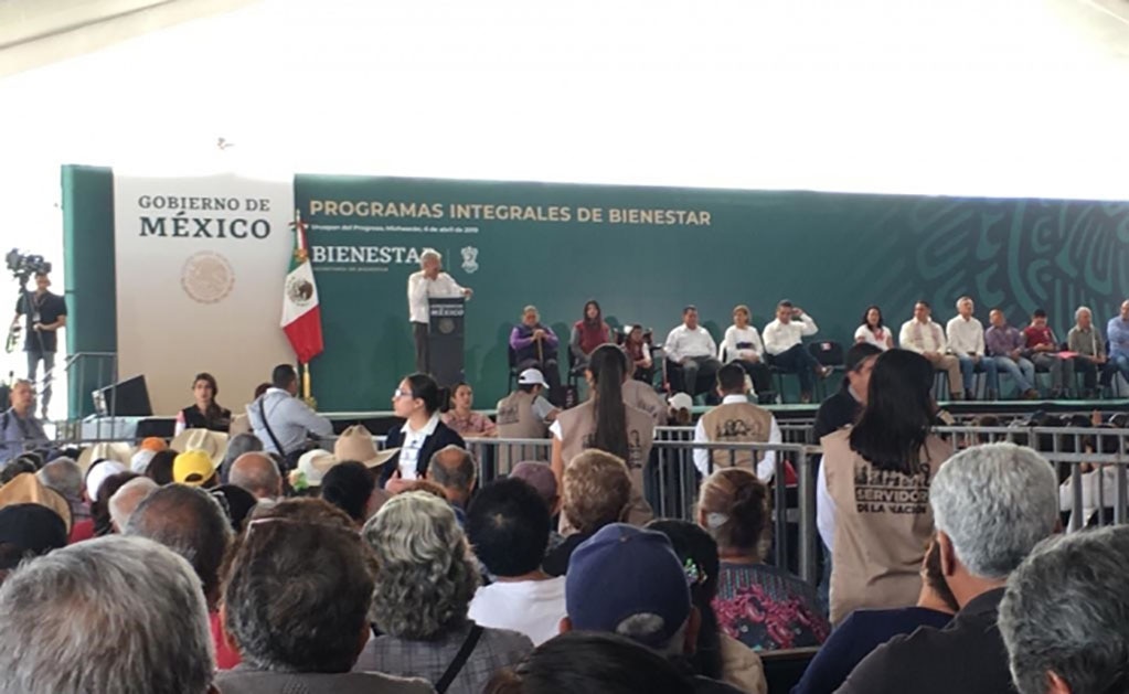 López Obrador acusa a distribuidores de abusos en venta de gasolina a nivel nacional