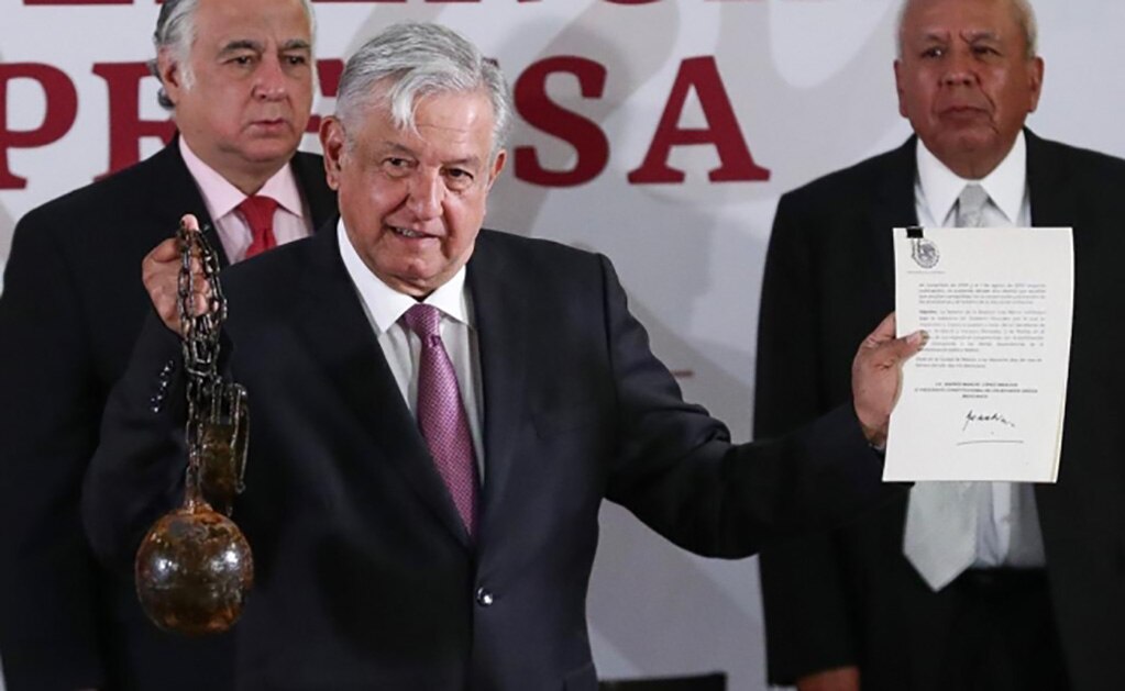 López Obrador firma decreto para que Islas Marías dejen de ser centro penitenciario