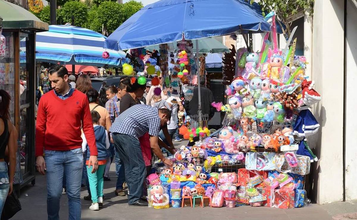 "No quitaremos el dedo del renglón"; líder comercial de SLP exige reordenamiento del comercio informal