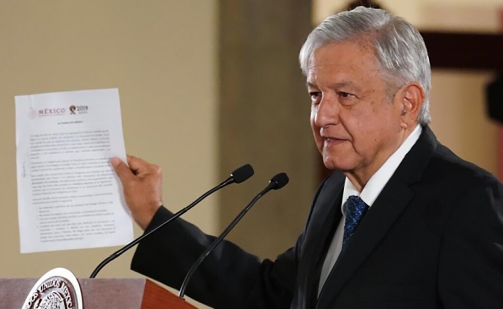 ¿Por qué López Obrador se comprometió por escrito a no buscar la reelección como presidente de México?