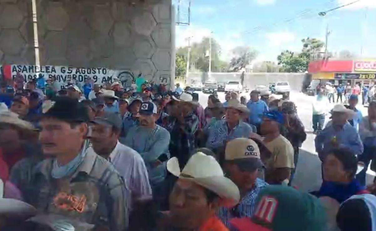 ¡Hasta medio millón! Ejidatarios de Mexquitic bloquean carretera a Zacatecas por cobros desmedidos de CFE