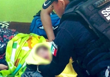 ¡No alcanzó a llegar al hospital! Policías municipales auxilian a mujer a dar a luz en su vivienda  