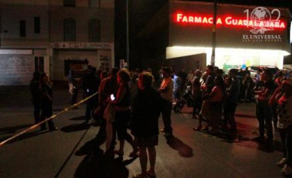 Investigan multihomicidio en bar Rin Rin