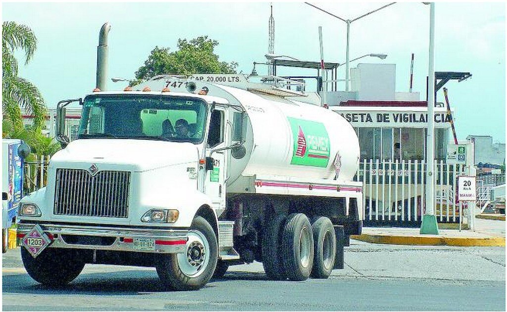 Pemex denuncia ante PGR fraude en venta de combustibles