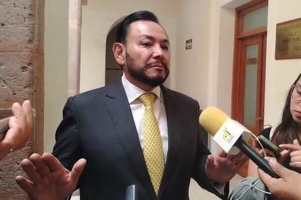 Avanza en Congreso reforma para que solo mujeres puedan postularse a gubernatura de SLP  