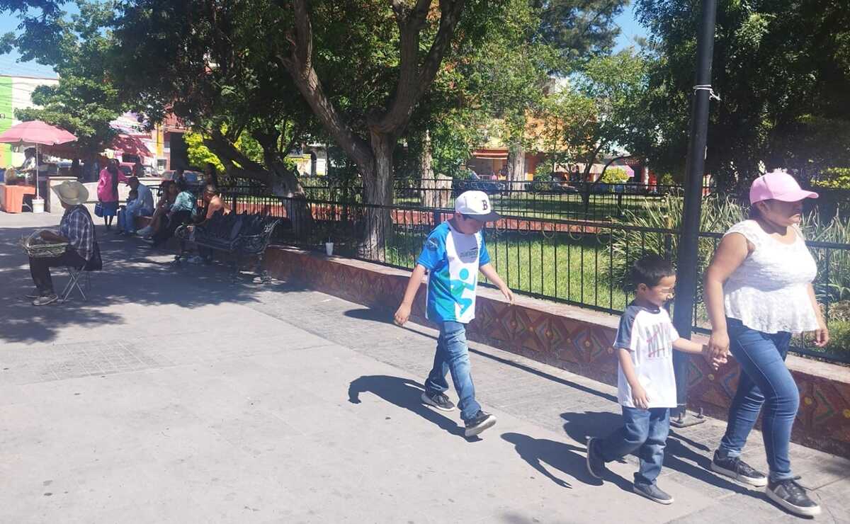 Ante ola de calor en SLP, IMSS emite recomendaciones de cuidados a la salud. Foto: EL UNIVERSAL