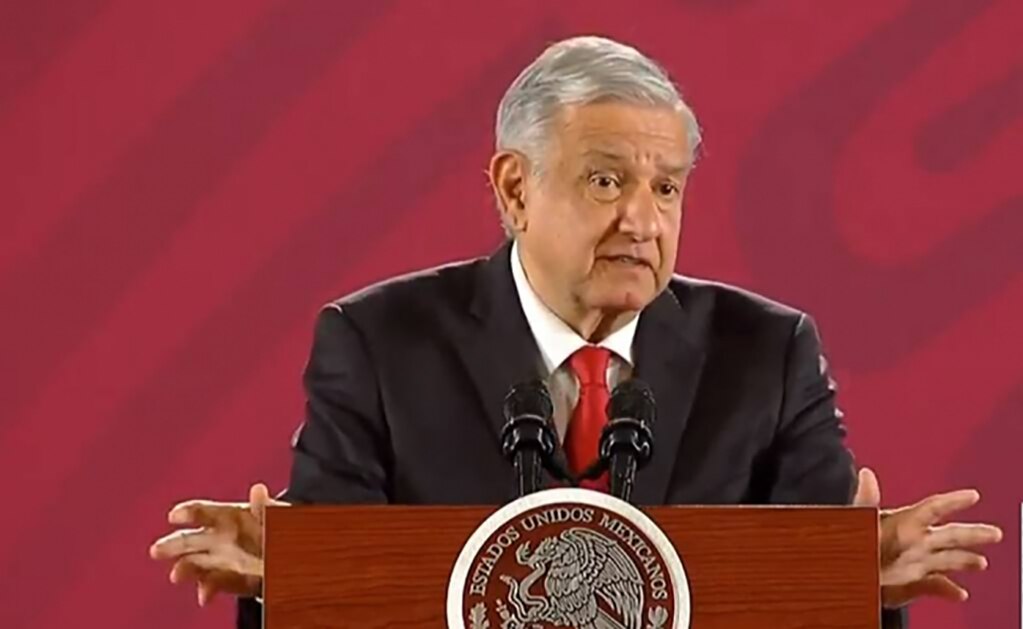 Buque de la Marina llega a Bahamas con ayuda para afectados por huracán: AMLO