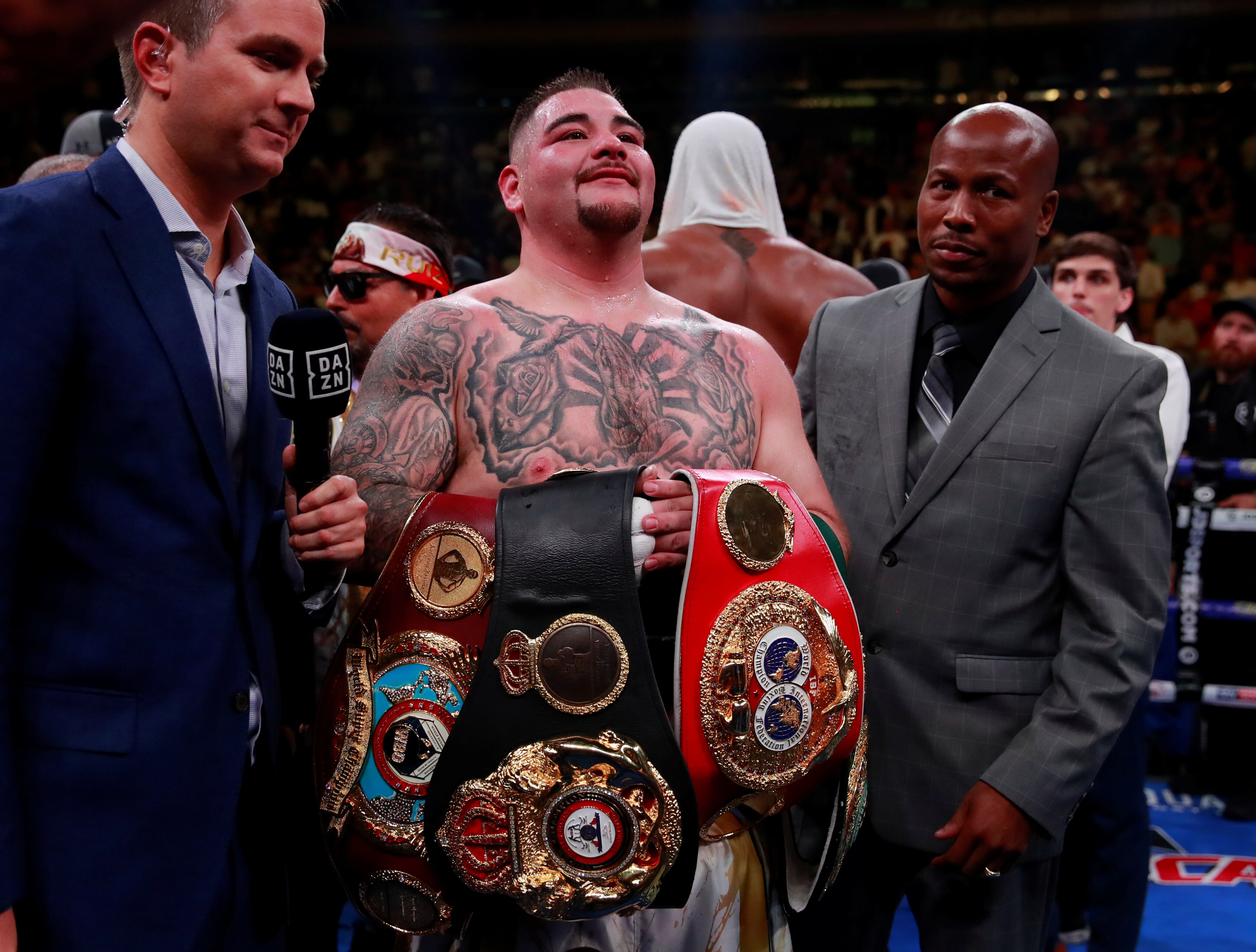 Lo relegaron por su peso en beisbol pero ahora Andy Ruiz es campeón de boxeo